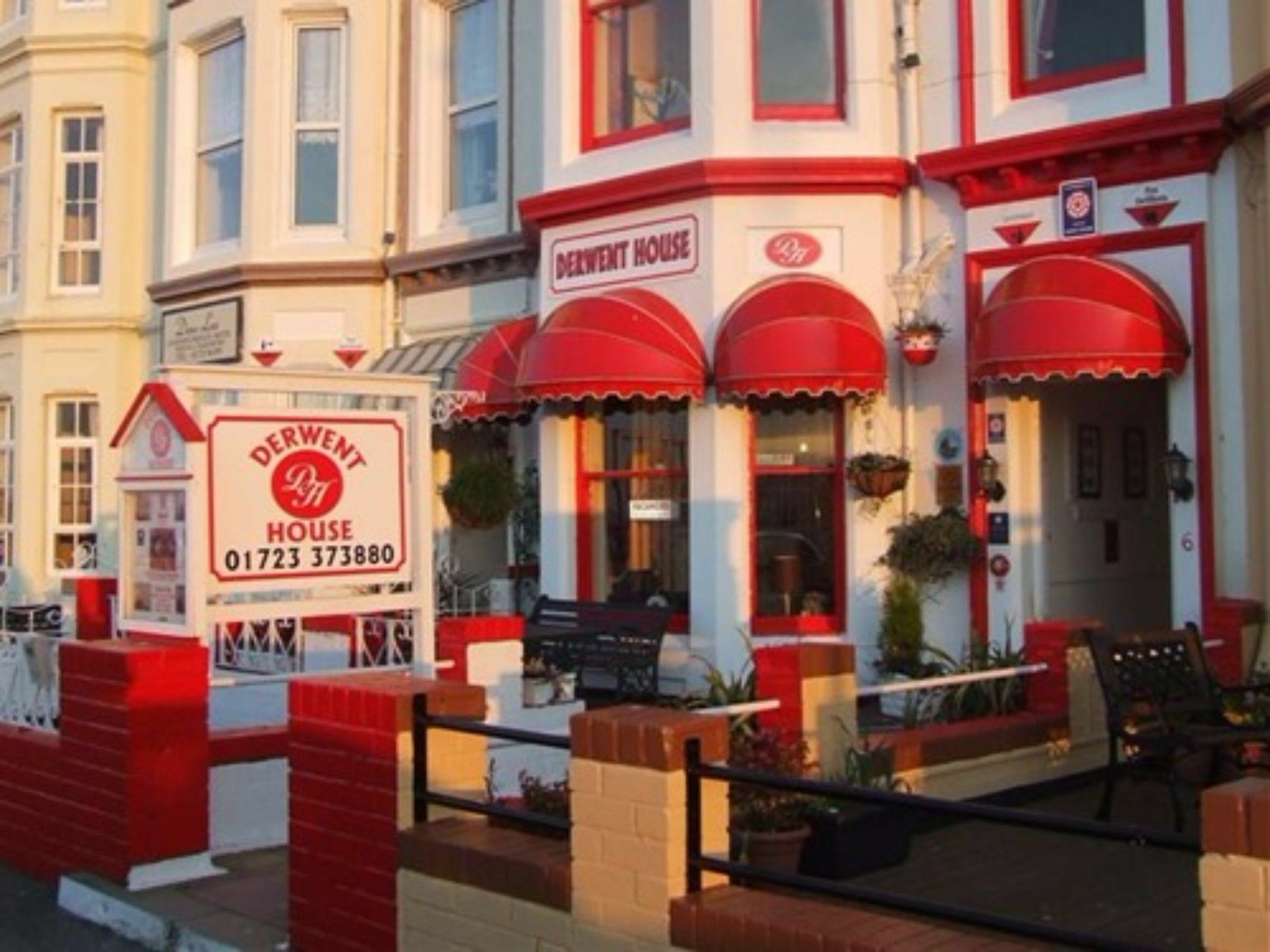Derwent House Hotel Scarborough Exterior photo